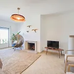 Vieira House With Sea View Apartman *