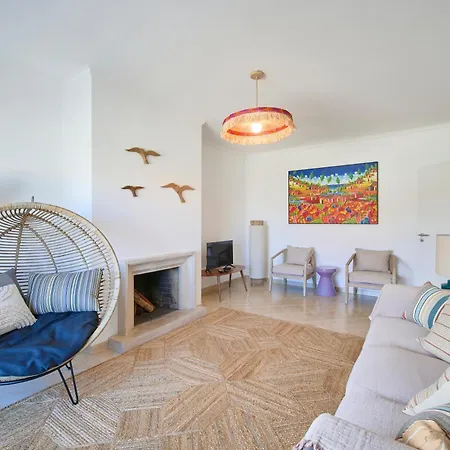 Vieira House With Sea View Apartman