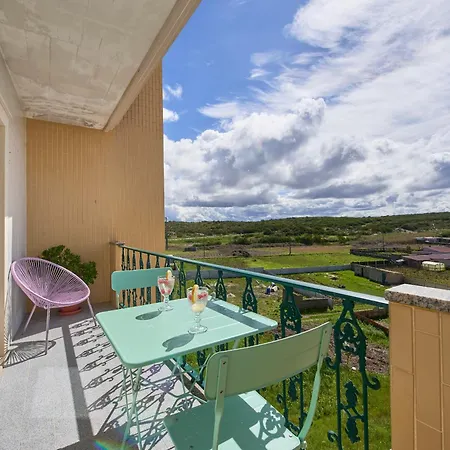 Vieira House With Sea View ויירה דה לייריה