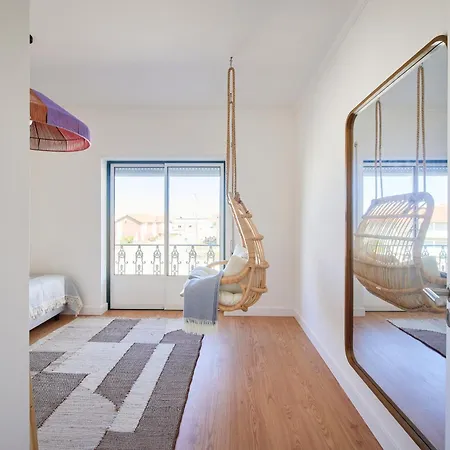 Vieira House - Spacious 3 Bedroom With Sea View *